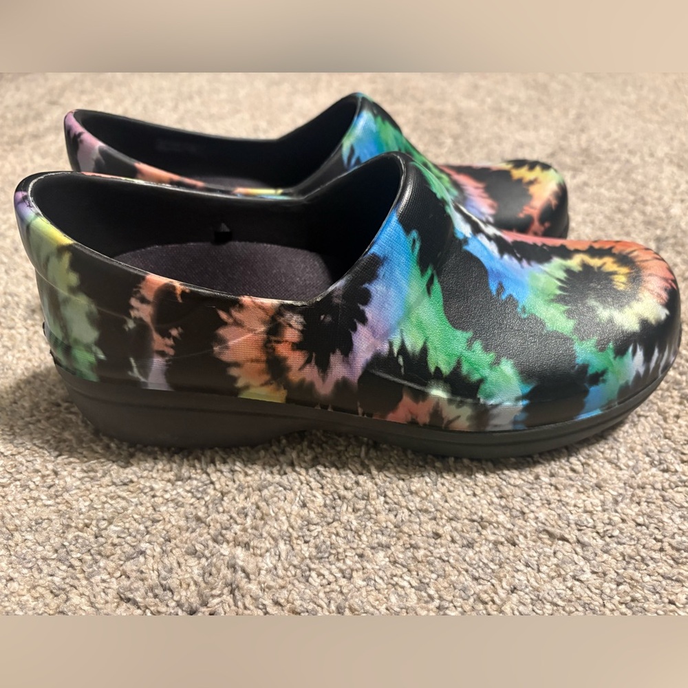 Crocs Tie Dye Work Slip on Clog Nonslip Bottoms